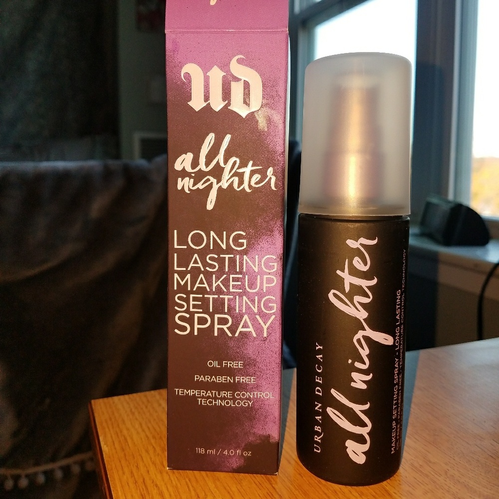 NEW Urban Decay All Nighter Setting Spray